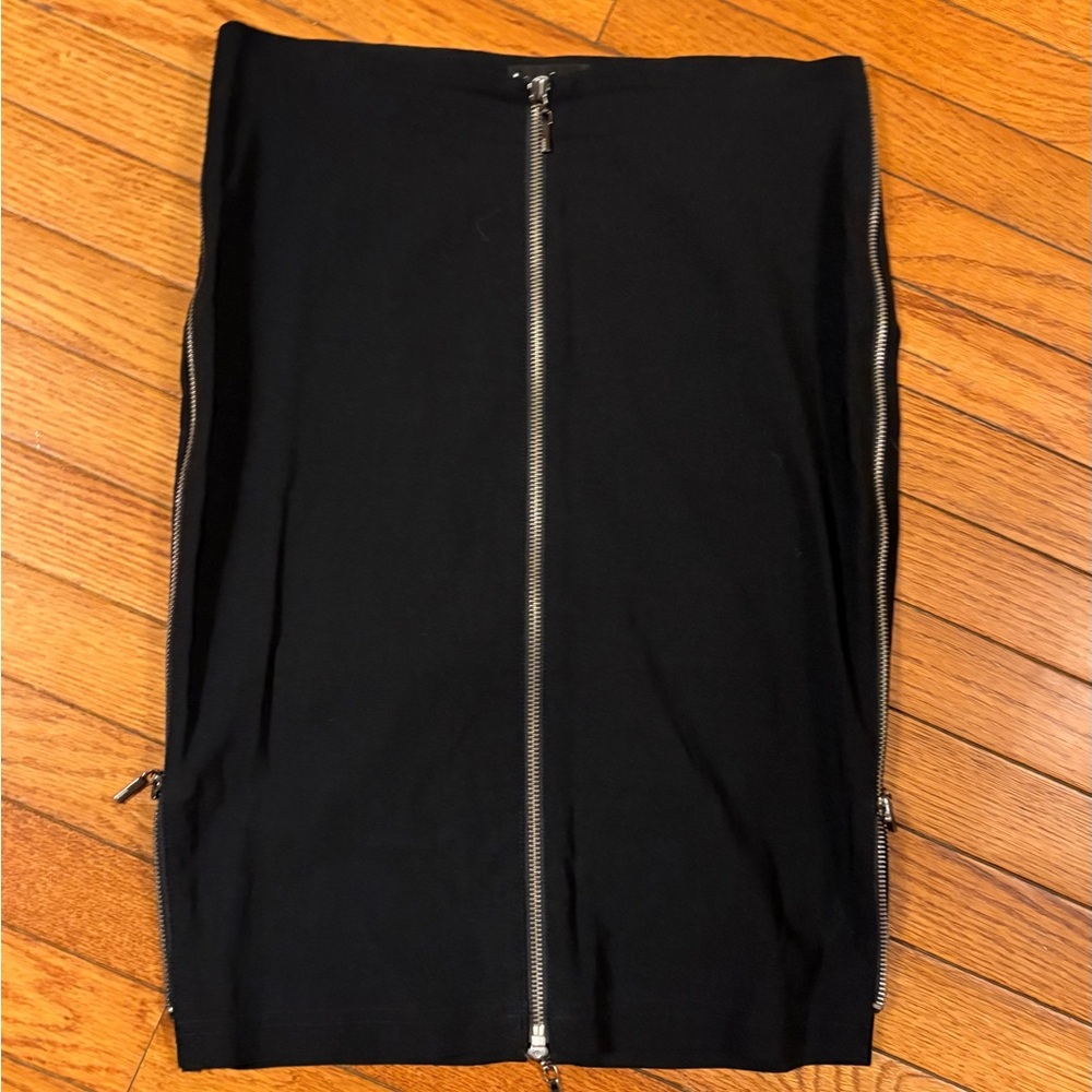 Bebe Classic Black pencil skirt with multiple adjustable zippers